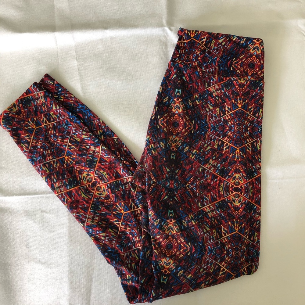 Loularoe patterned leggings